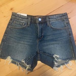 Brand new never worn Joe’s Shorts in size 25